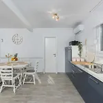 Сasa de vacaciones Pendolina With Private Pool Buje