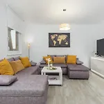 Сasa de vacaciones Pendolina With Private Pool *