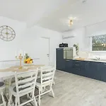Pendolina With Private Pool * Buje