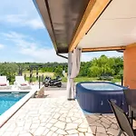 Pendolina With Private Pool Buje
