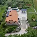 Pendolina With Private Pool