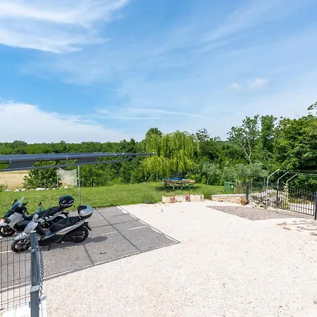 Pendolina With Private Pool Buje