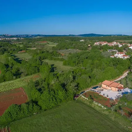 Pendolina With Private Pool * Buje