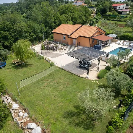 Pendolina With Private Pool *