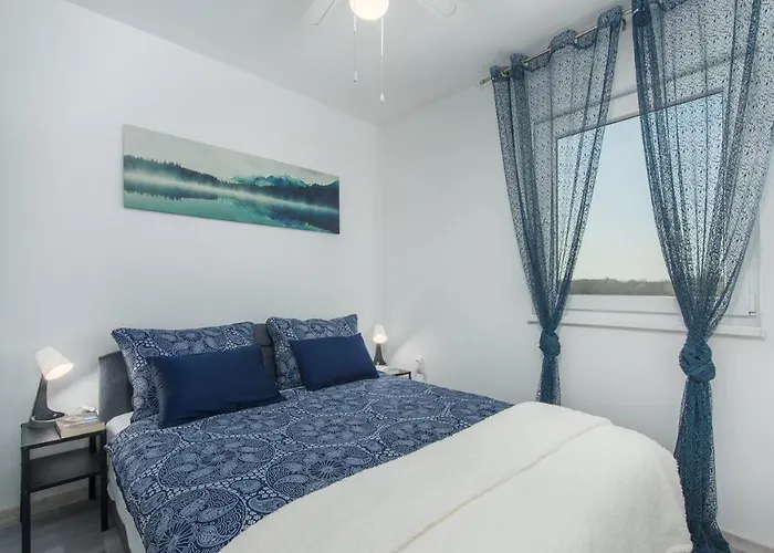 Pendolina With Private Pool * 부제