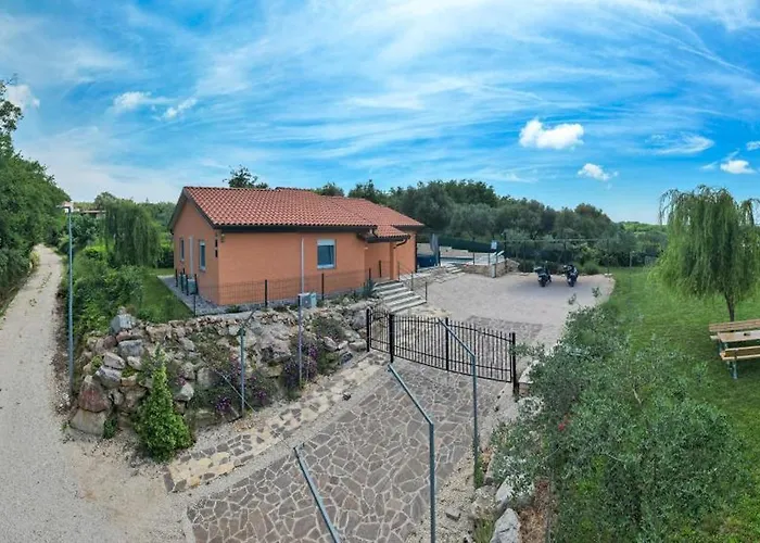 Pendolina With Private Pool 부제