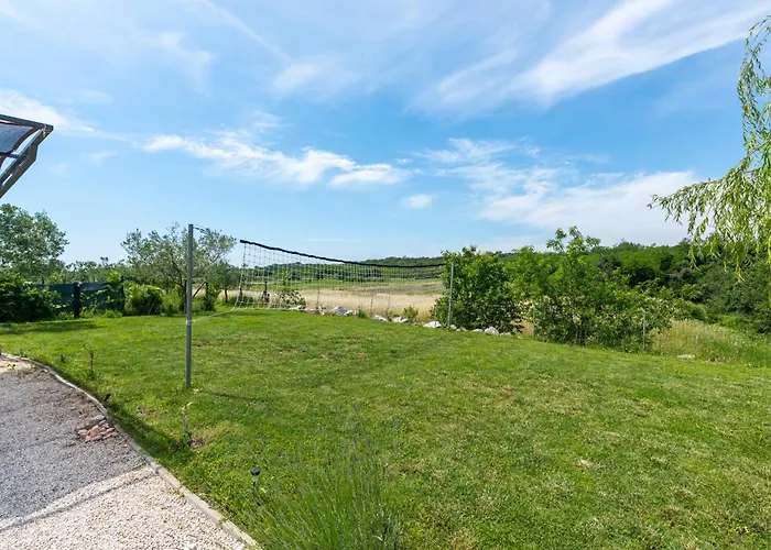 펜션 Pendolina With Private Pool