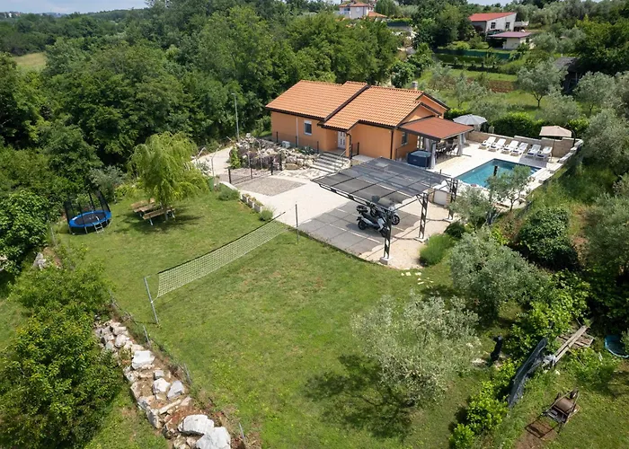Pendolina With Private Pool *