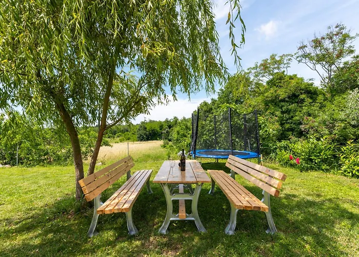 Pendolina With Private Pool 펜션